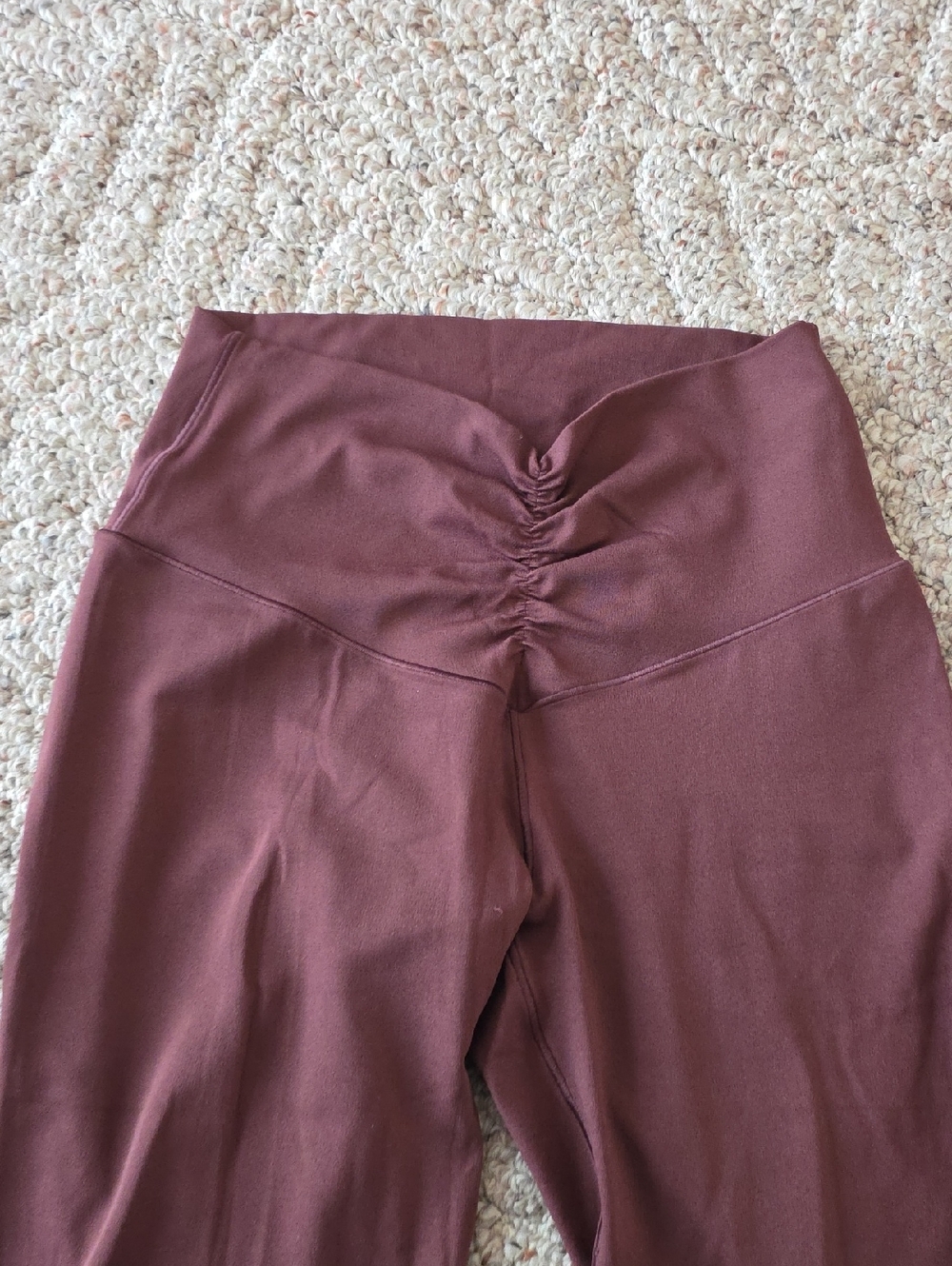 Aerie Offline Medium Long Inseam Rouched Flare Leggings - Picture 2 of 4